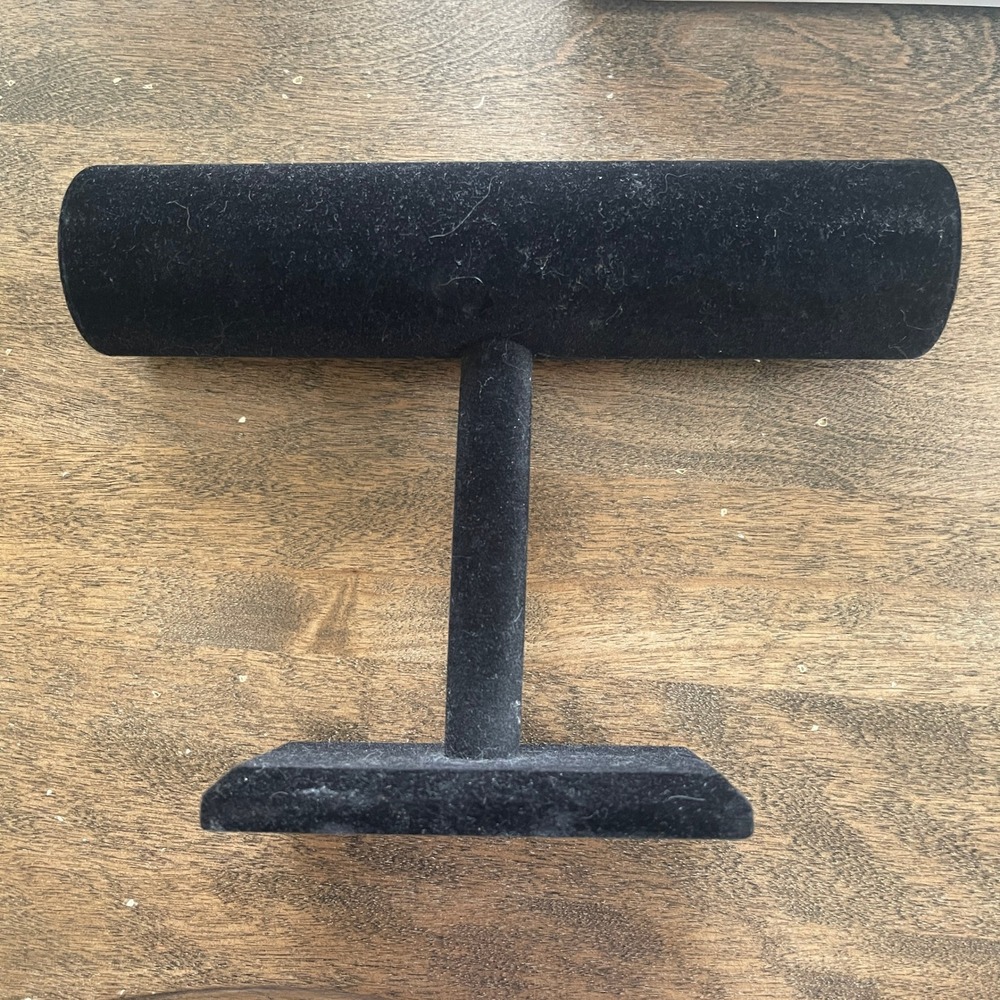 Darice 198970 Black Velvet T Bar Jewelry Bracelet Display Stand Holder 9"x7"‎